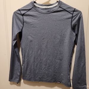 Kids patagonia shirt size L 12
